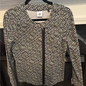 CAbi Blazer in Vibrant Colors with Tailored Fit and Stylish Design